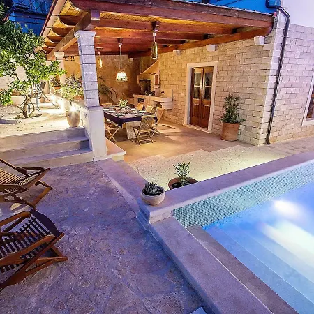 Casa vacanze Holiday Abda Sumartin